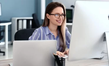 Como conseguir emprego em comércio exterior?